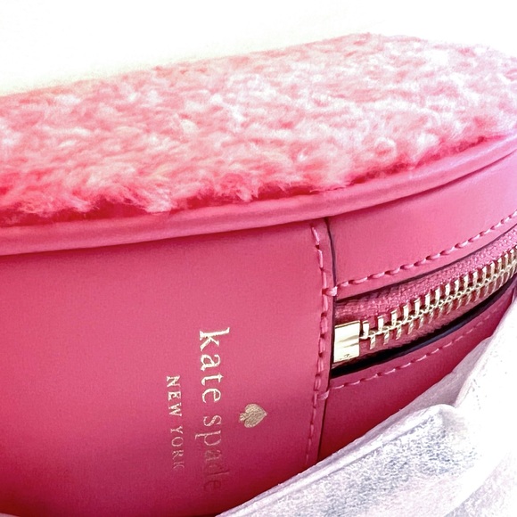 Kate Spade Love Shack Heart Purse In Pomegranate NWT Crossbody Saffiano Leather - Picture 8 of 9